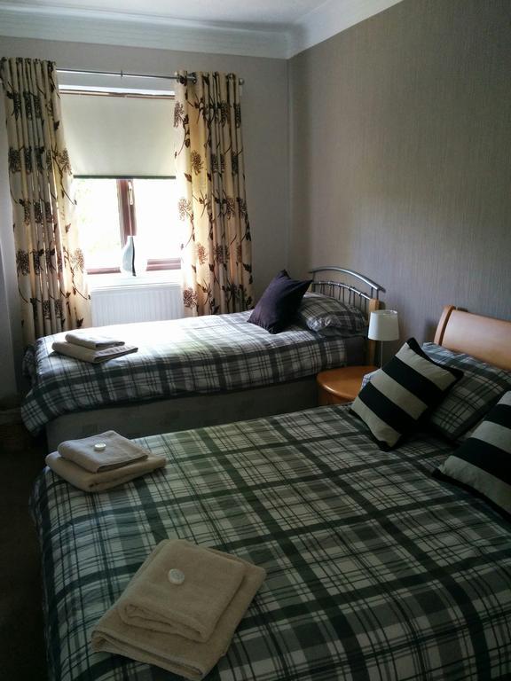 The Thistle Inn Cumnock Oda fotoğraf