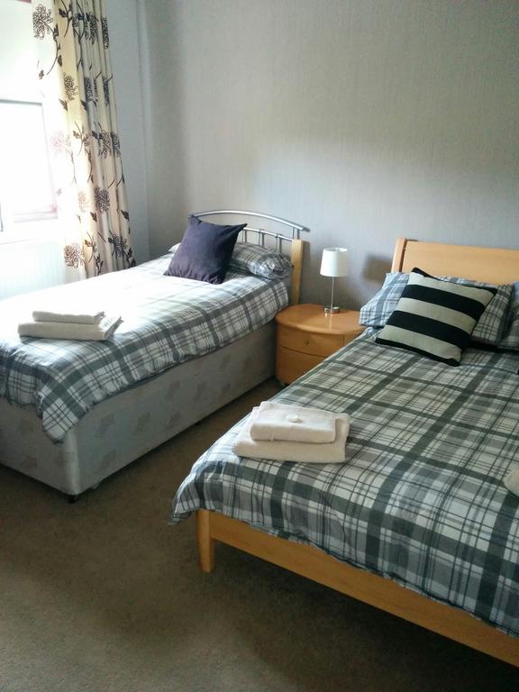 The Thistle Inn Cumnock Oda fotoğraf